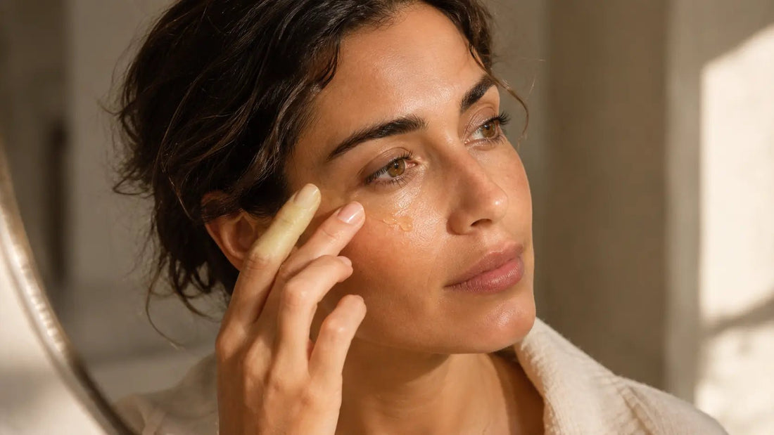 Rétinol et contour des yeux : comment en profiter pleinement - Glimoir